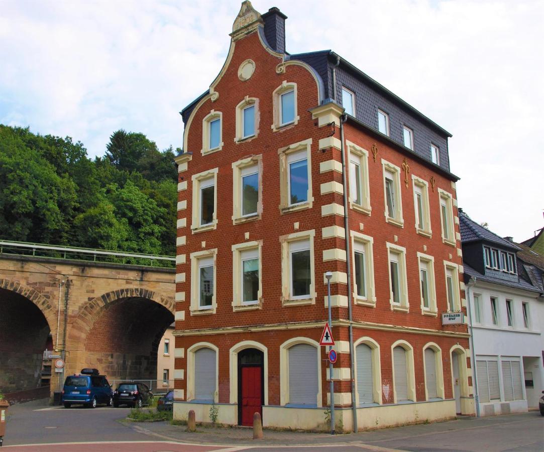 Vintage-Altbauwohnung, SmartTV&Kaffeevollautomat Idar-Oberstein Exterior foto